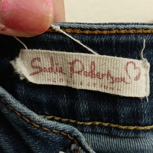 Wild Blue Sadie Robertson Collection denim dark wash skinny jeans - Picture 3 of 8